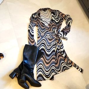 Geoprint Wrap Dress